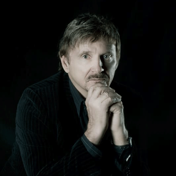 Dr. Kobus Neethling